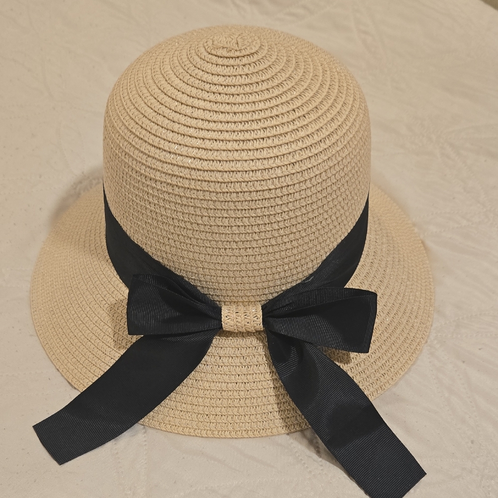 Chic Beige Sun Hat with Black Bow